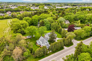N Cedarburg Rd-S2205-069.jpg