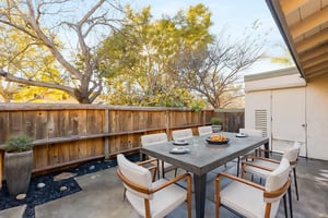 38-web-or-mls-IMG_5881 virtually staged.jpeg