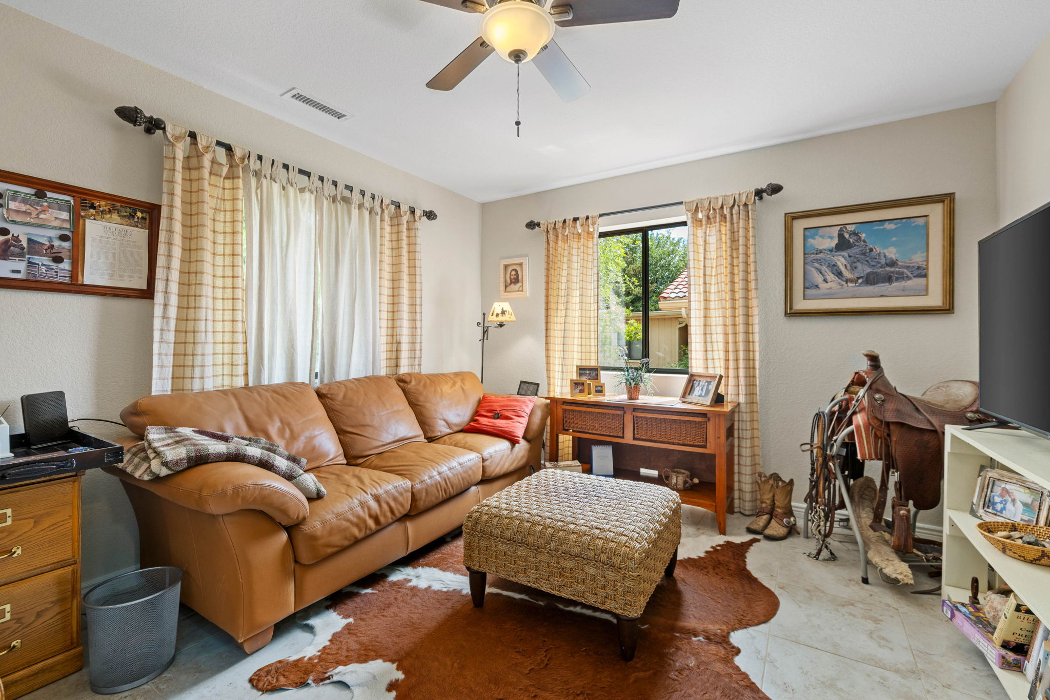 Family Room (1)