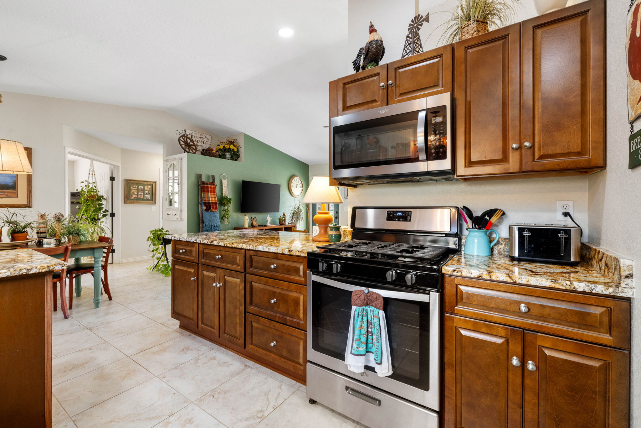 Kitchen (2)