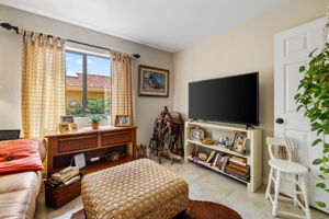 Family Room (2)