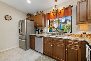 Kitchen (3)