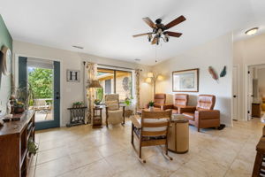 Living Room (2)