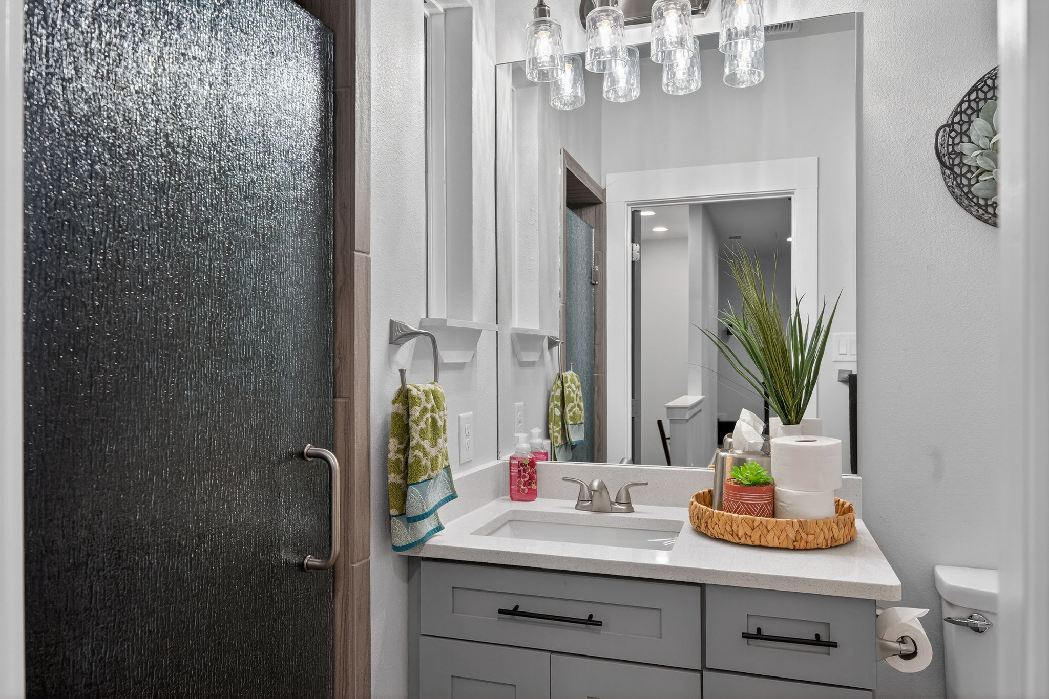 Upstairs Bathroom 3/4