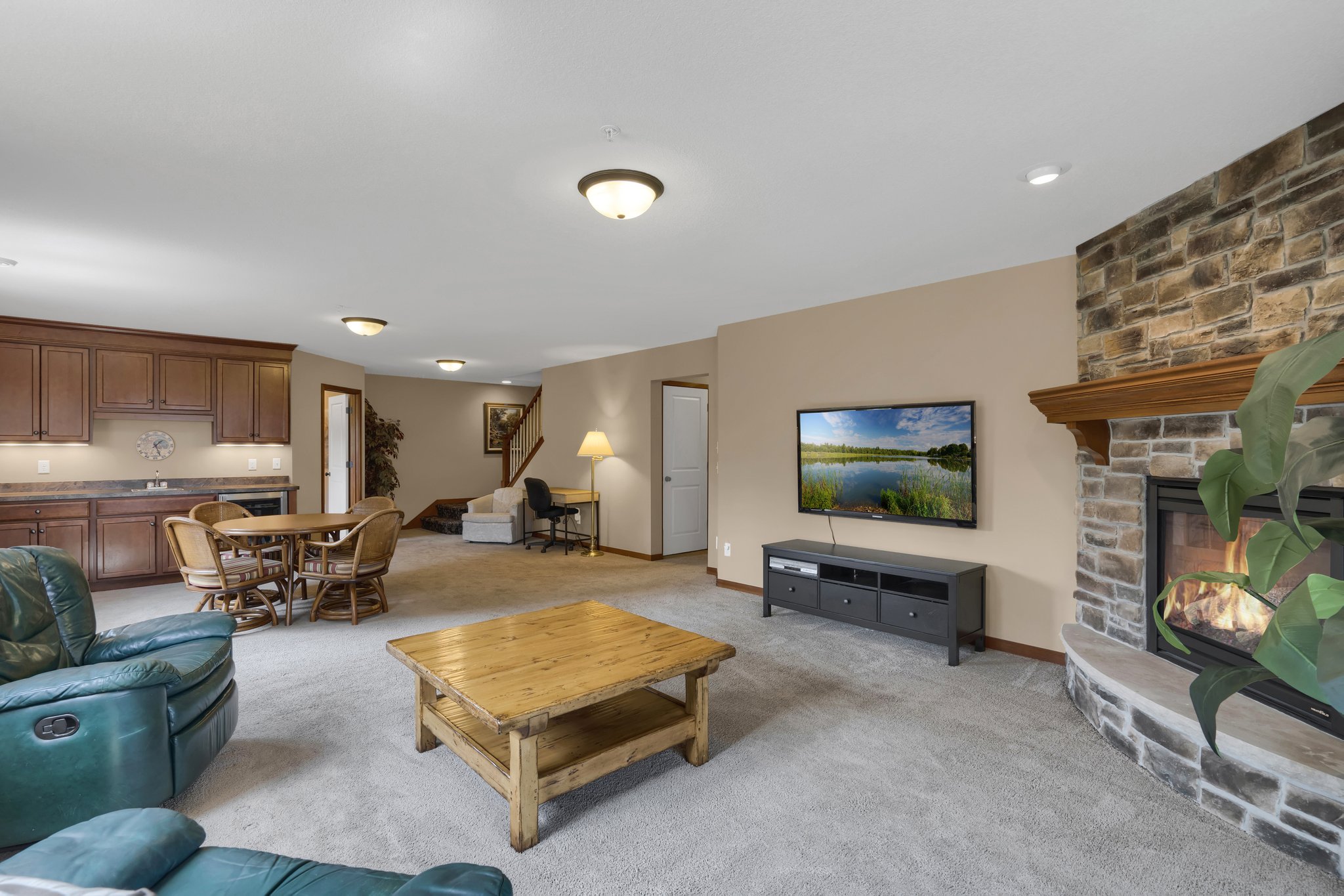 10776 Lyndale Bluffs Trail, Minneapolis, MN 55420, USA Photo 34
