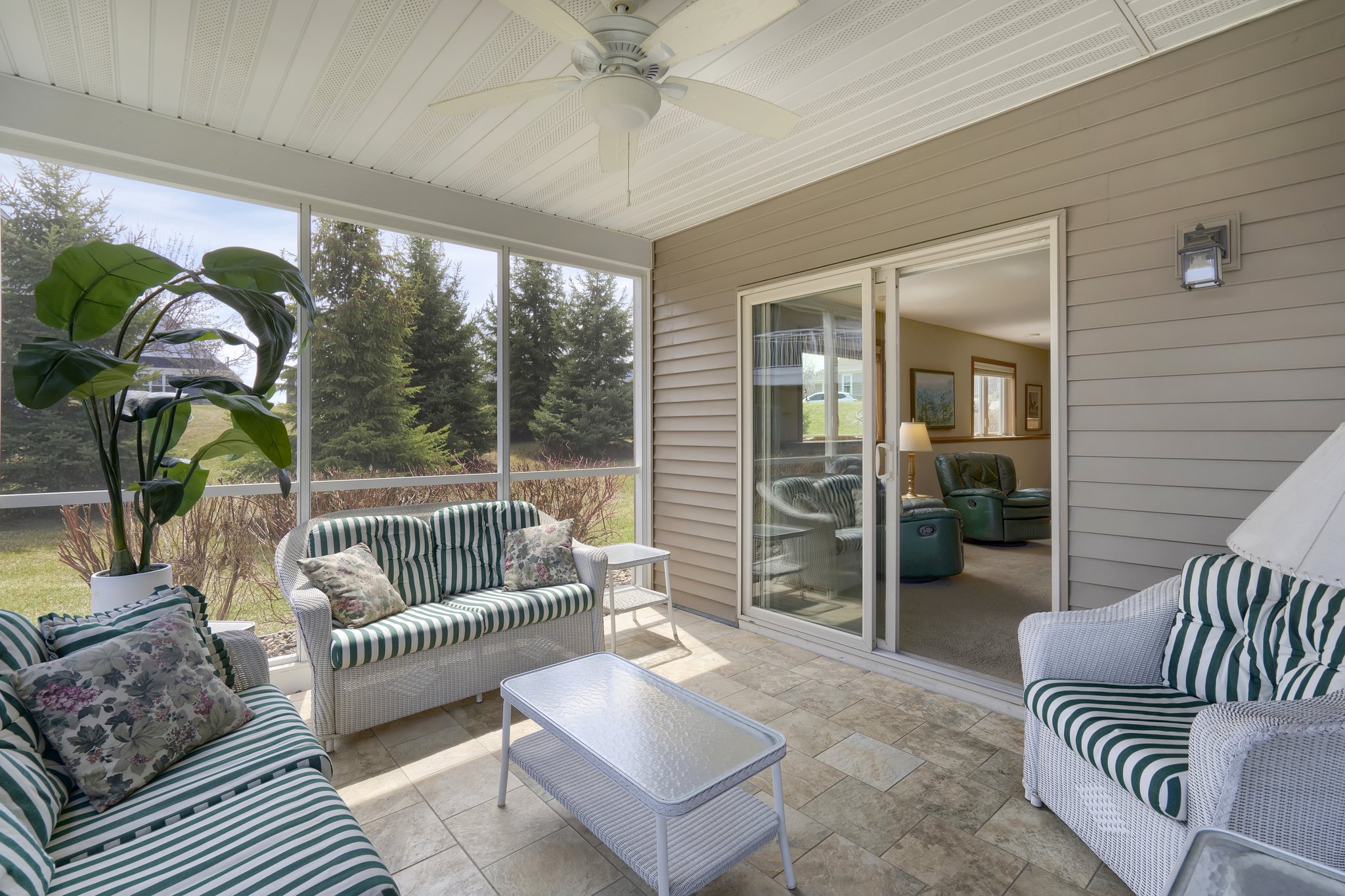 10776 Lyndale Bluffs Trail, Minneapolis, MN 55420, USA Photo 38