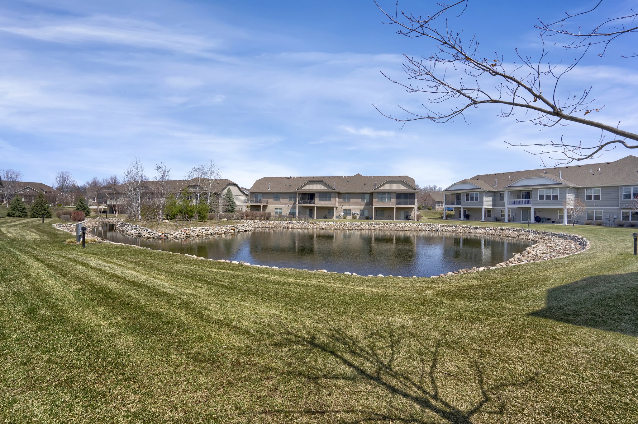 10776 Lyndale Bluffs Trail, Minneapolis, MN 55420, USA Photo 54