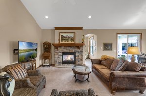 10776 Lyndale Bluffs Trail, Minneapolis, MN 55420, USA Photo 7