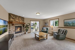 10776 Lyndale Bluffs Trail, Minneapolis, MN 55420, USA Photo 32