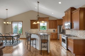 10776 Lyndale Bluffs Trail, Minneapolis, MN 55420, USA Photo 3