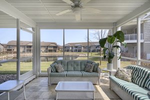 10776 Lyndale Bluffs Trail, Minneapolis, MN 55420, USA Photo 6