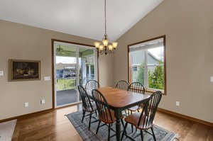 10776 Lyndale Bluffs Trail, Minneapolis, MN 55420, USA Photo 11