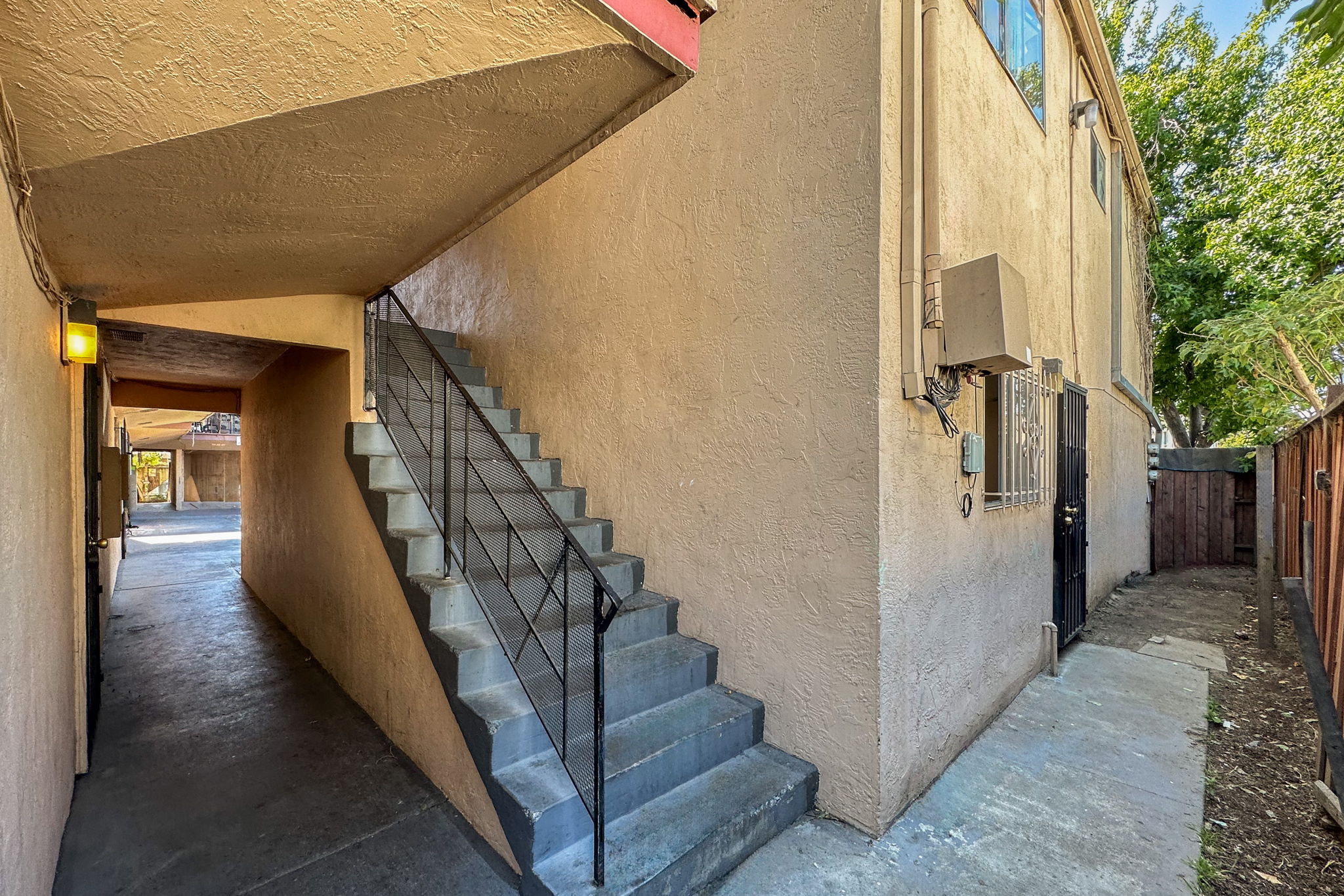 1077810786 Pippin Street Oakland, CA Fine Art Real Estate Media