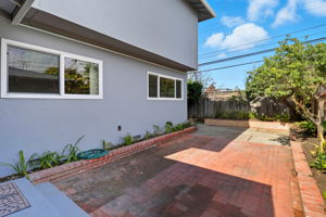  Photo 34