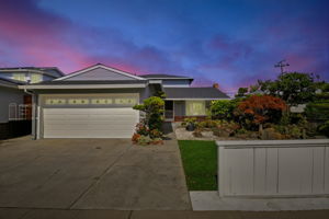  Photo 0