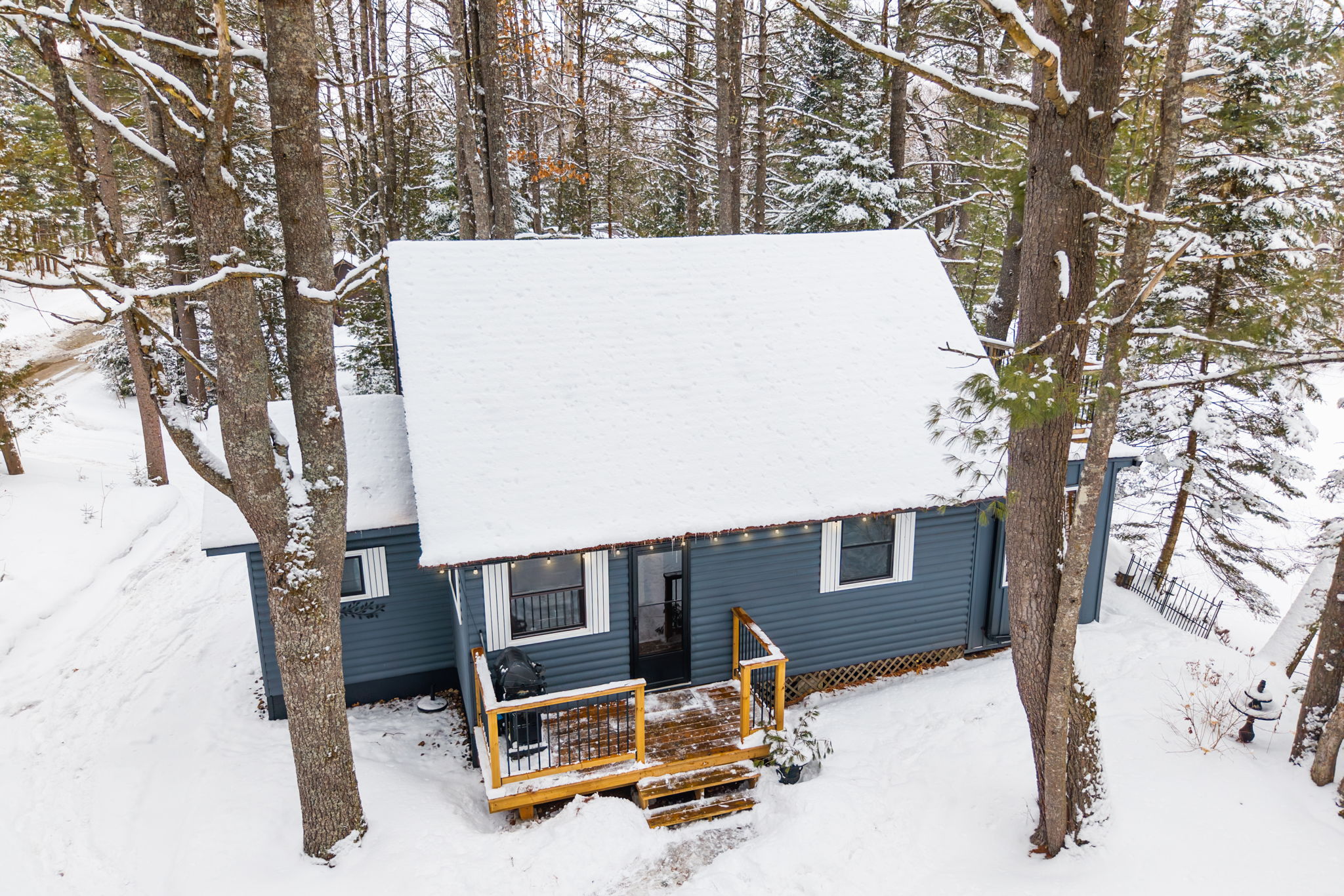 DJI_20260319065708_0677_D-Enhanced-NR