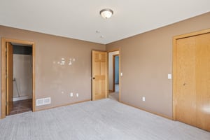 Able St NE-S3007-032.jpg