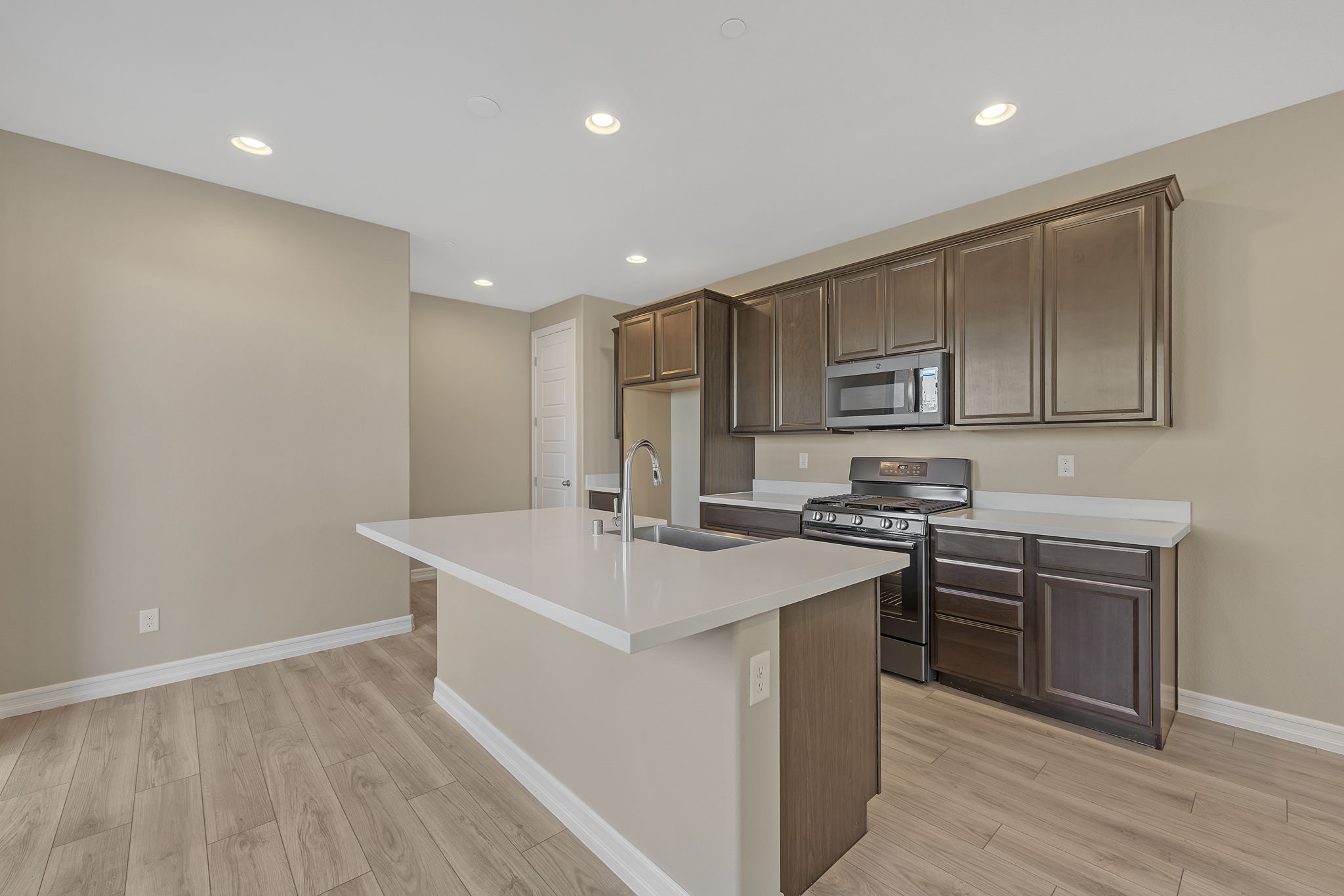 108 Alla Breve Ave, Henderson, NV 89011, USA Photo 8