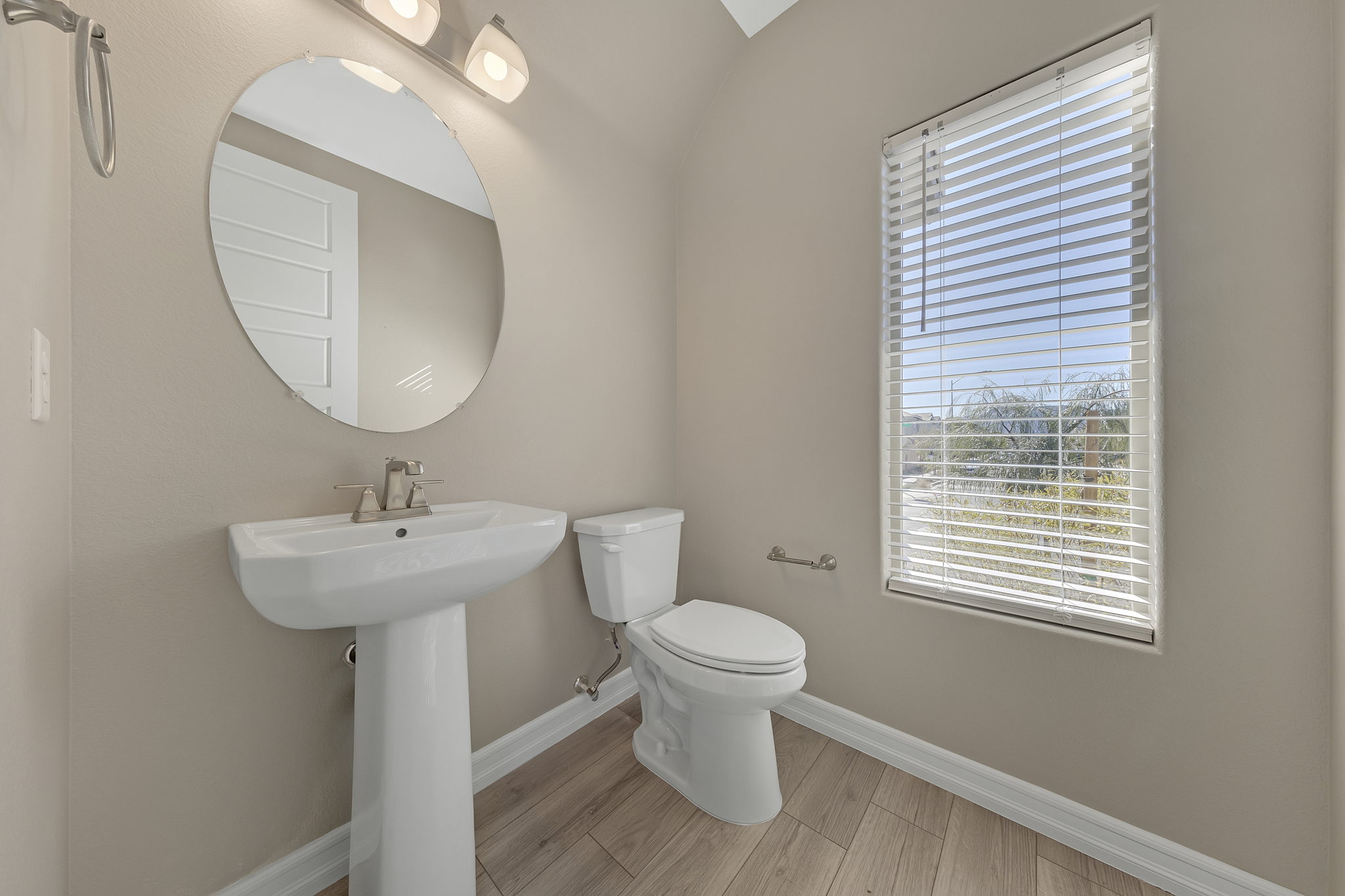 108 Alla Breve Ave, Henderson, NV 89011, USA Photo 11