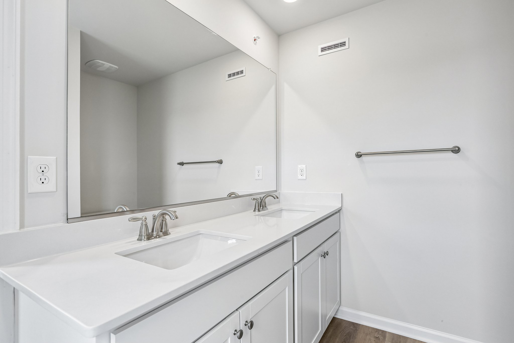 Barlett Ln-S1510-027.jpg