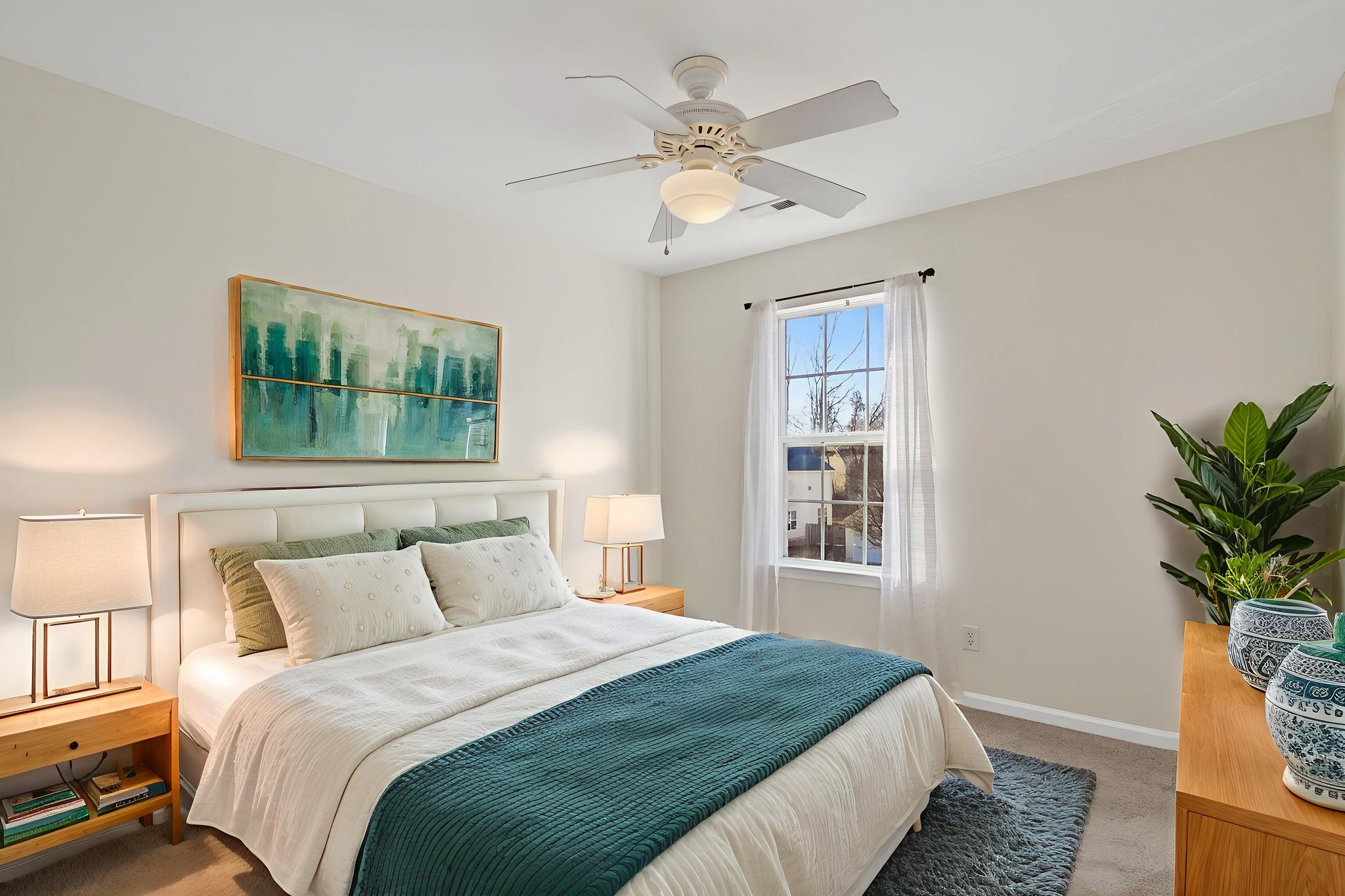 108_020A9621 virtually staged.jpeg