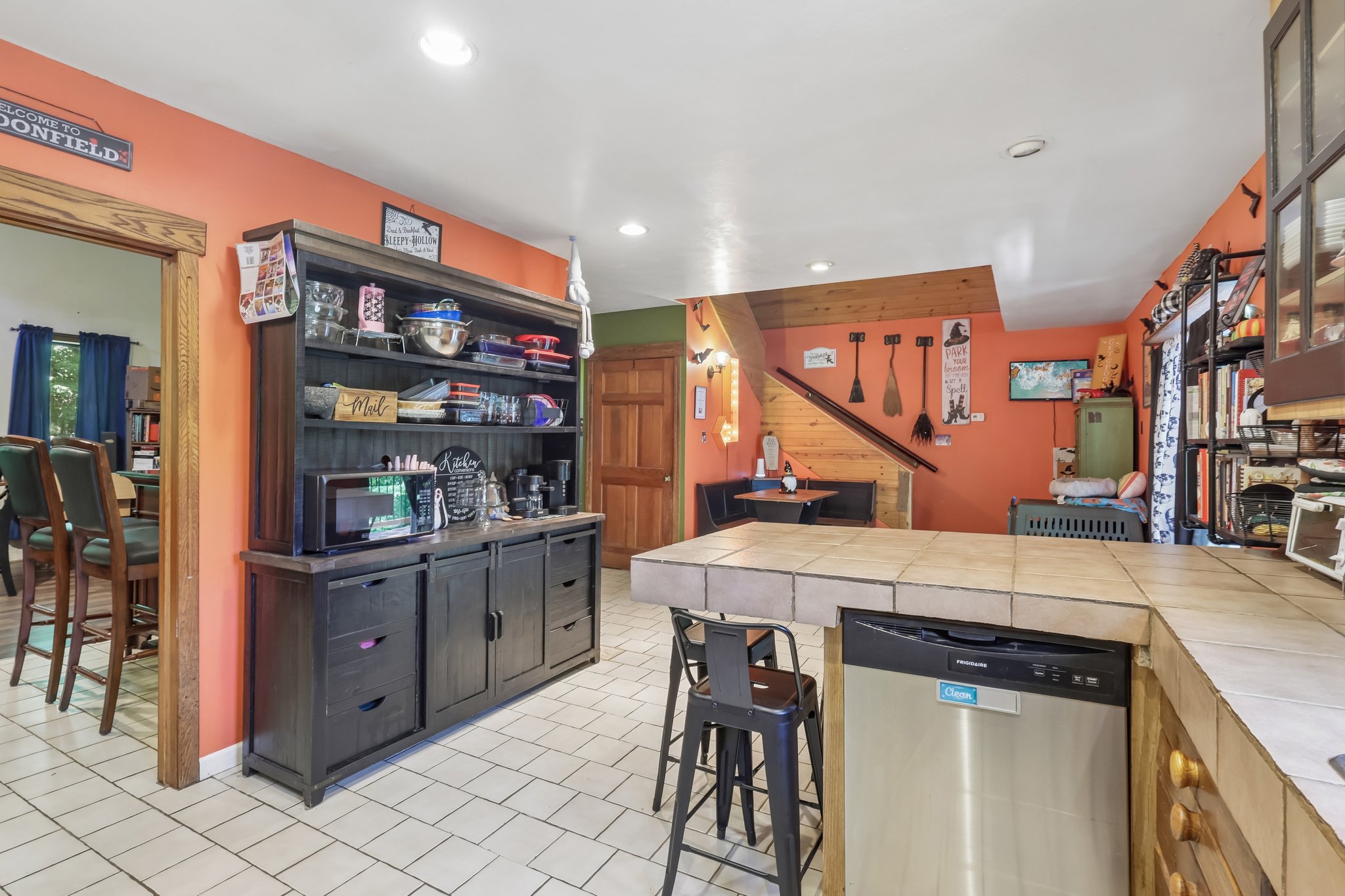 Butch Cir-S1106-014.jpg