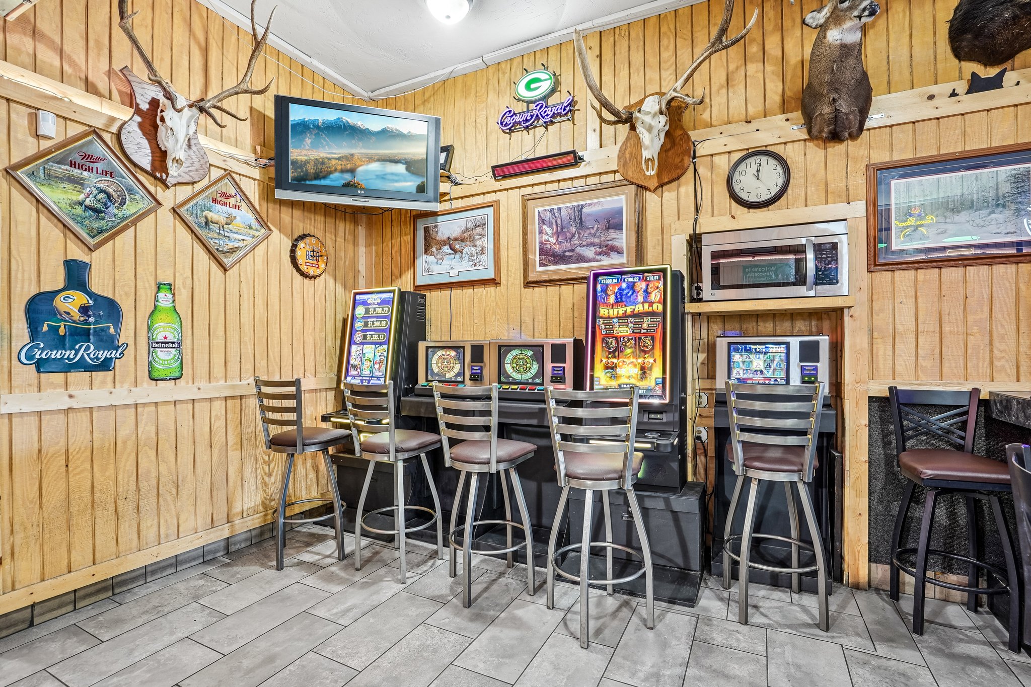 E Main St-S0406-025.jpg