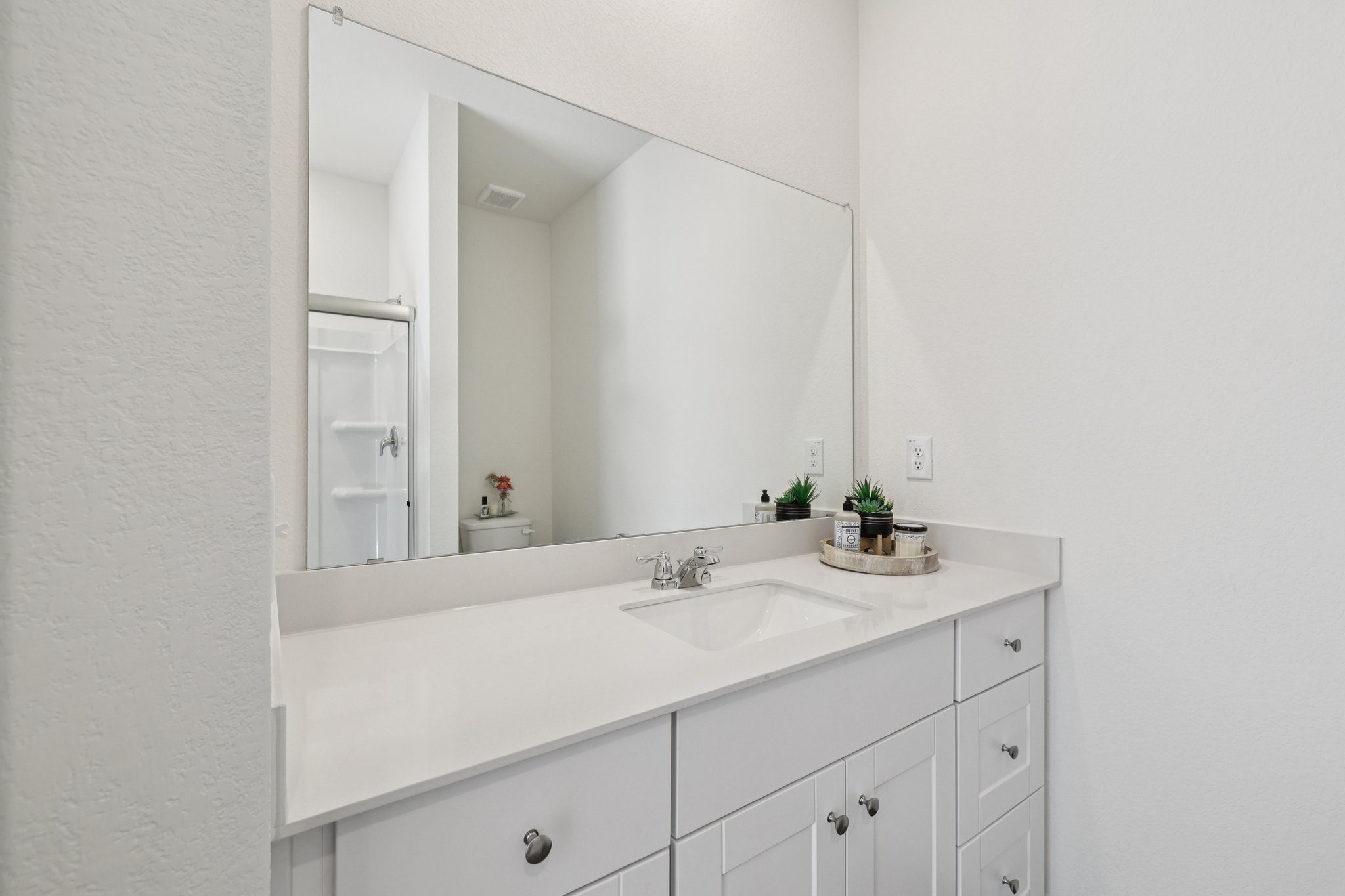 Eleanor Ln-S0201-026.jpg