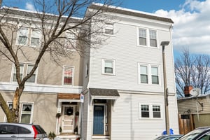 Emerson St 1-S1102-002.jpg