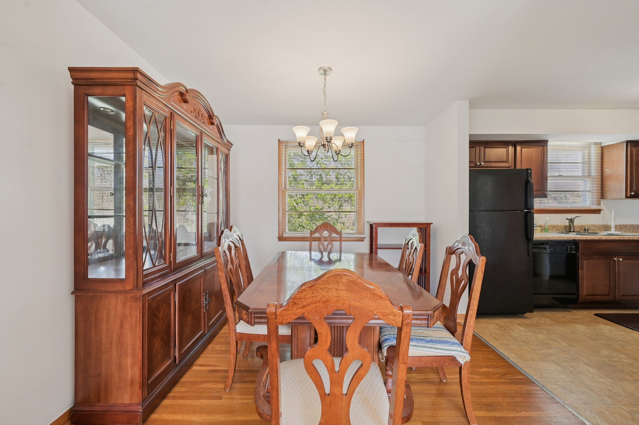 Jacksonian Dr-S2003-018.jpg