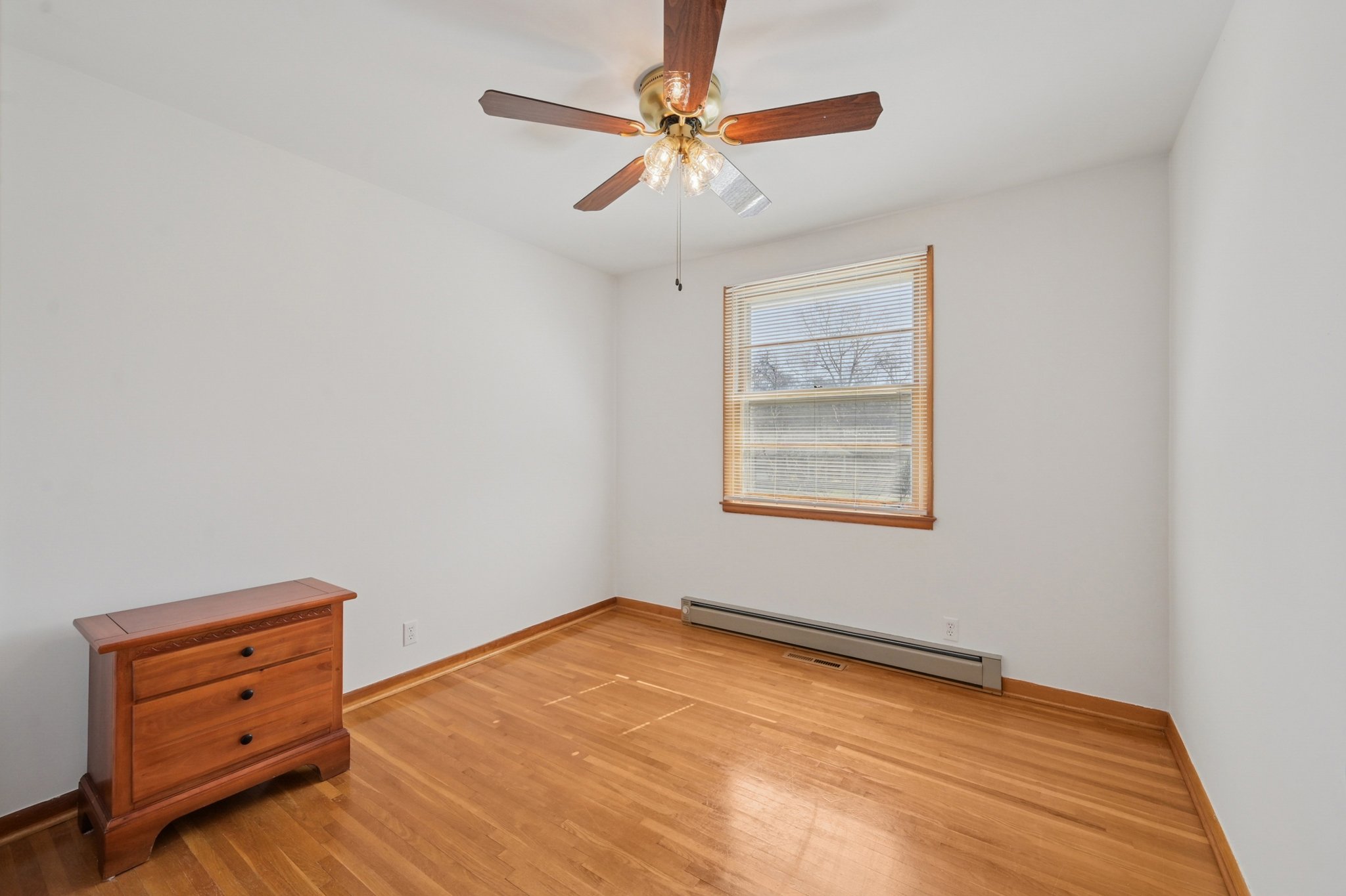 Jacksonian Dr-S2003-029.jpg