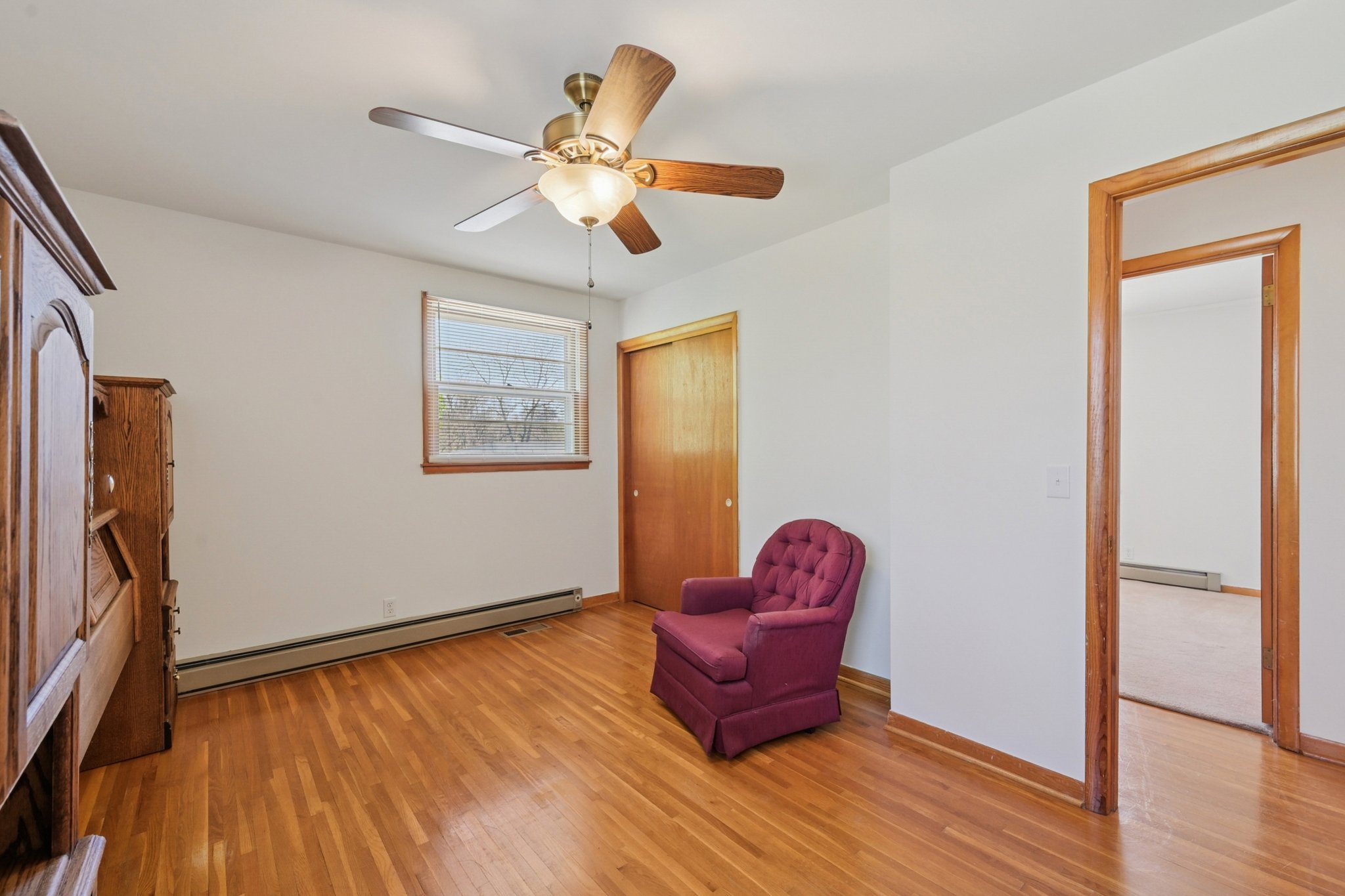 Jacksonian Dr-S2003-034.jpg