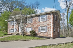 Jacksonian Dr-S2003-008.jpg