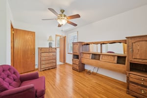 Jacksonian Dr-S2003-035.jpg