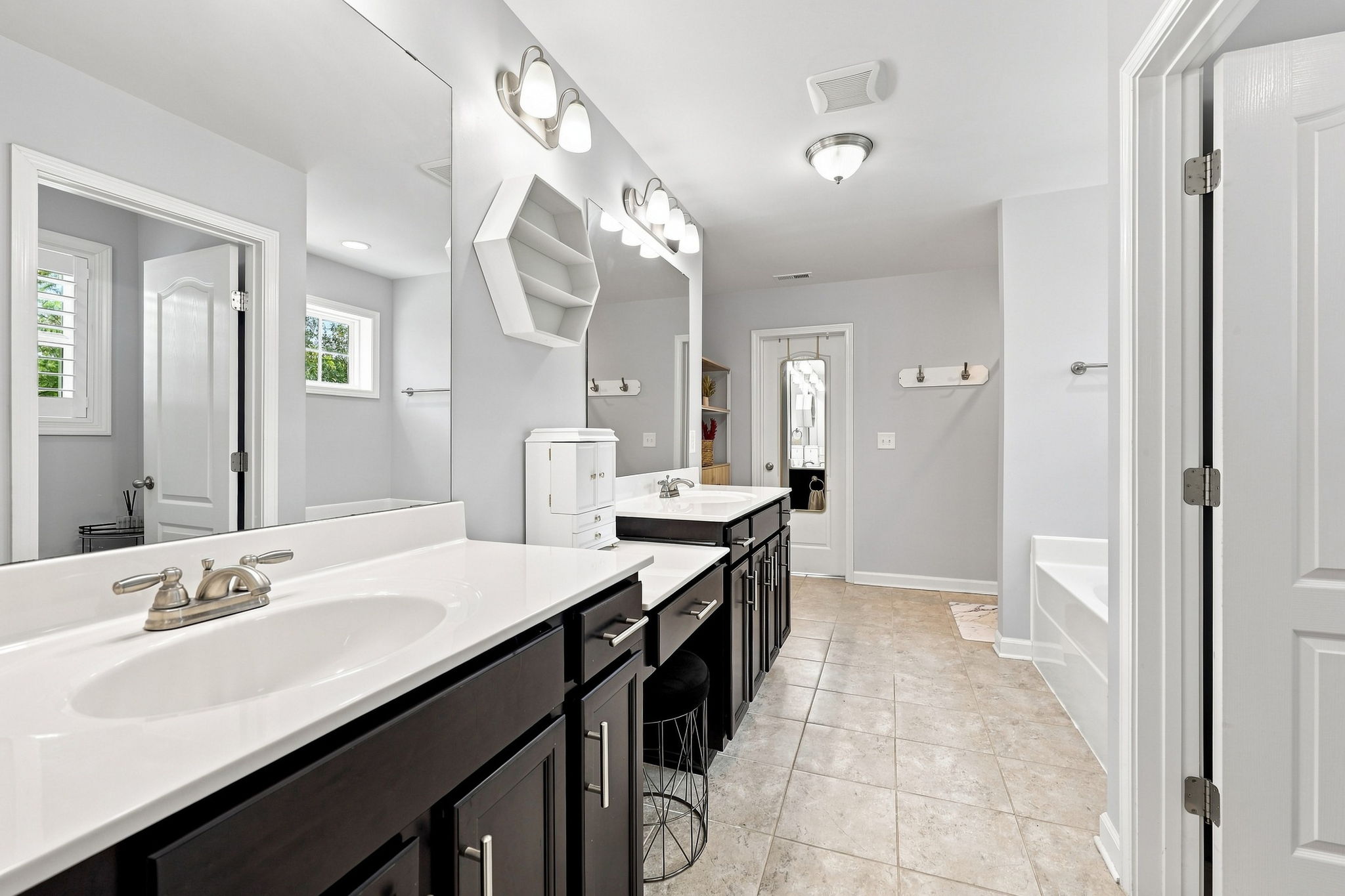 Master Ensuite
