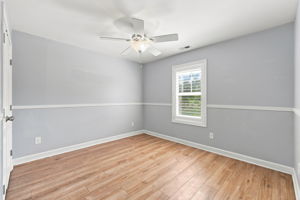 Upstairs Guest Bedroom 2