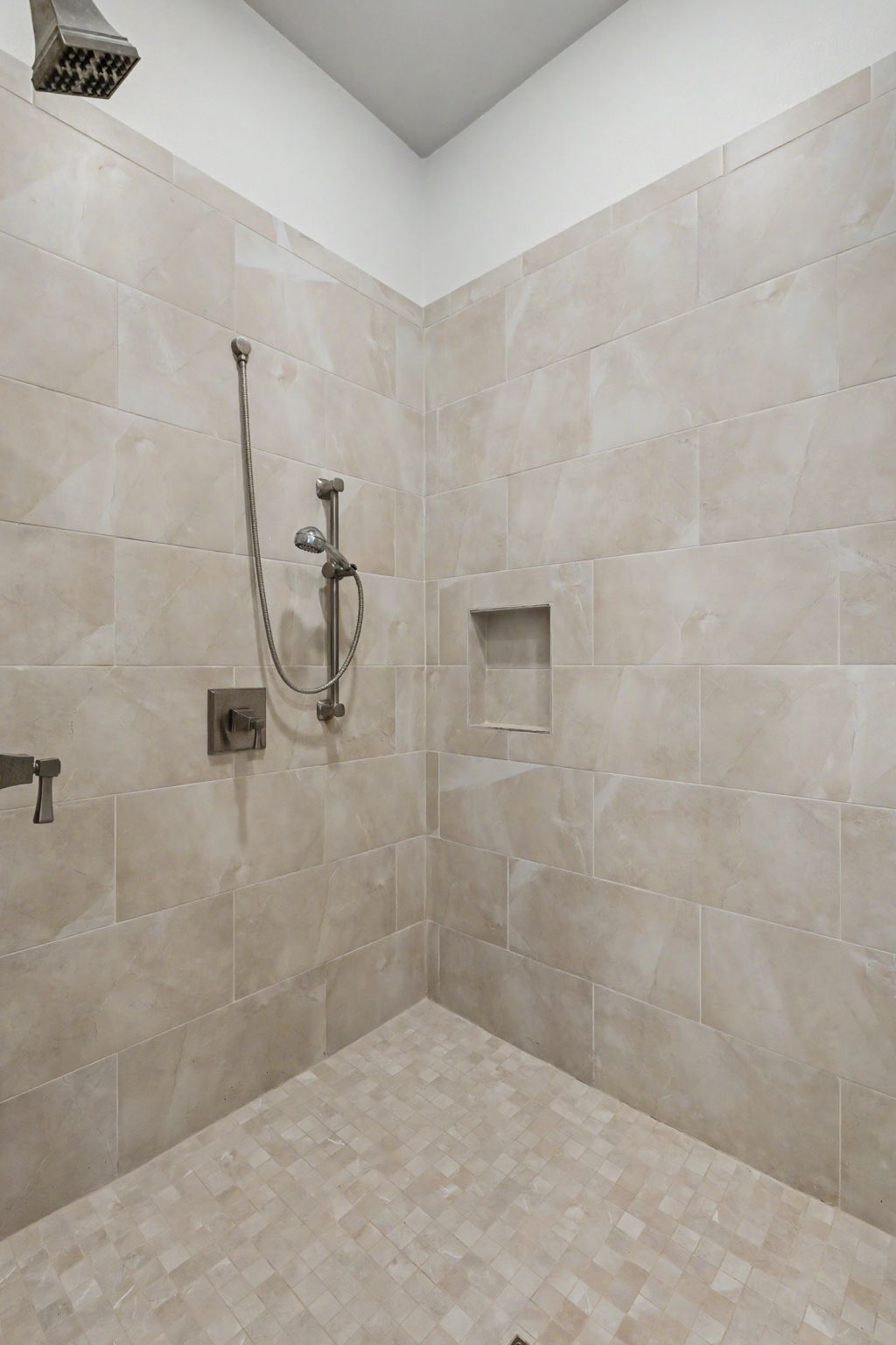 Photo 51