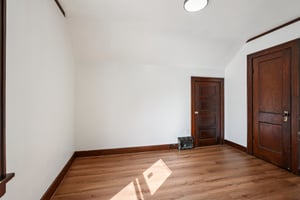N 10th Ave-S1809-024.jpg
