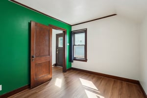 N 10th Ave-S1809-025.jpg
