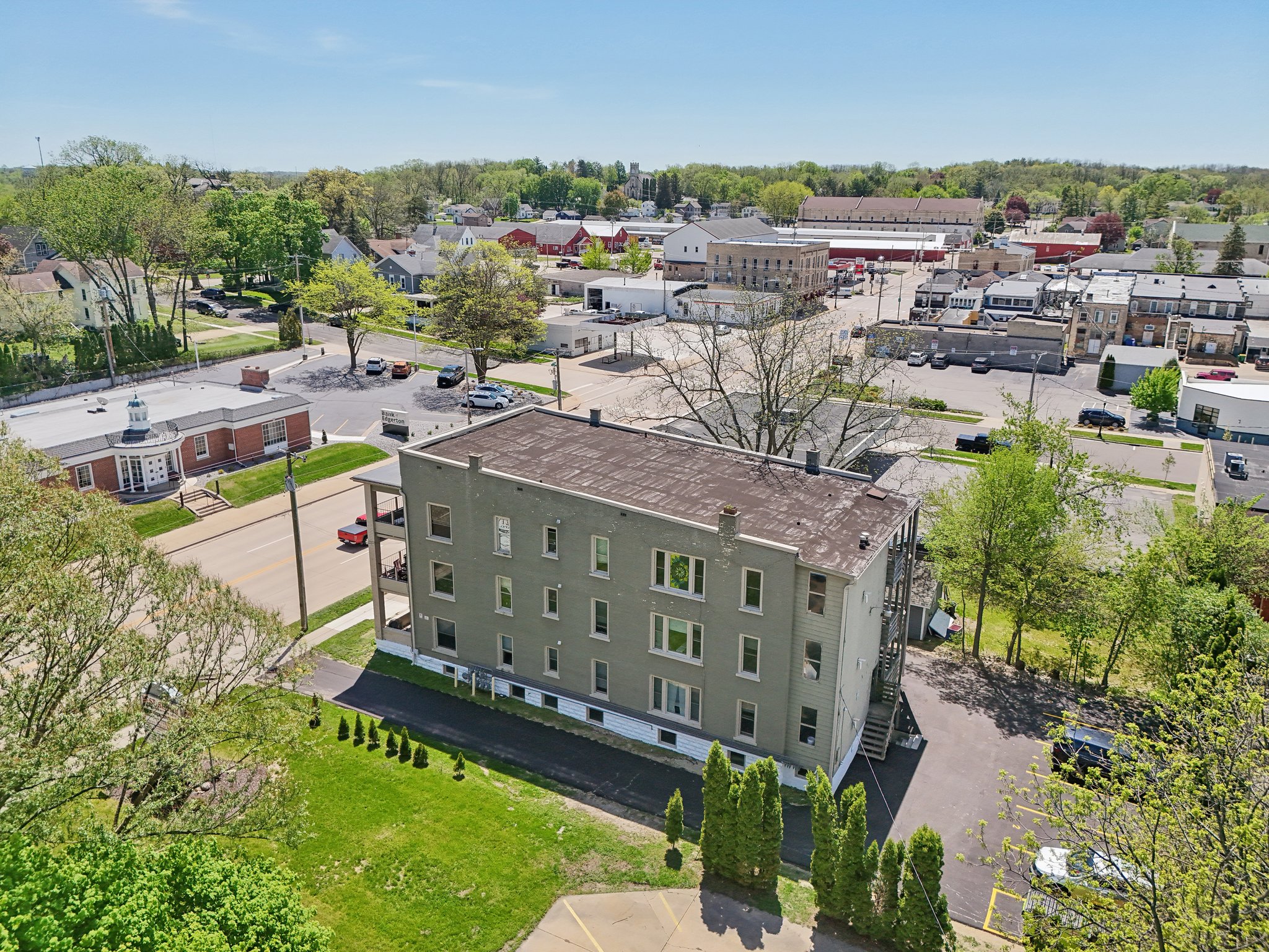 N Main St-159.jpg