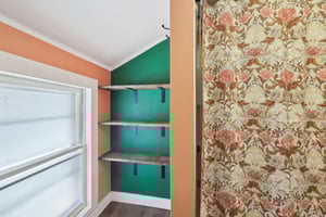 N Oakhill Ave-2405-026.jpg