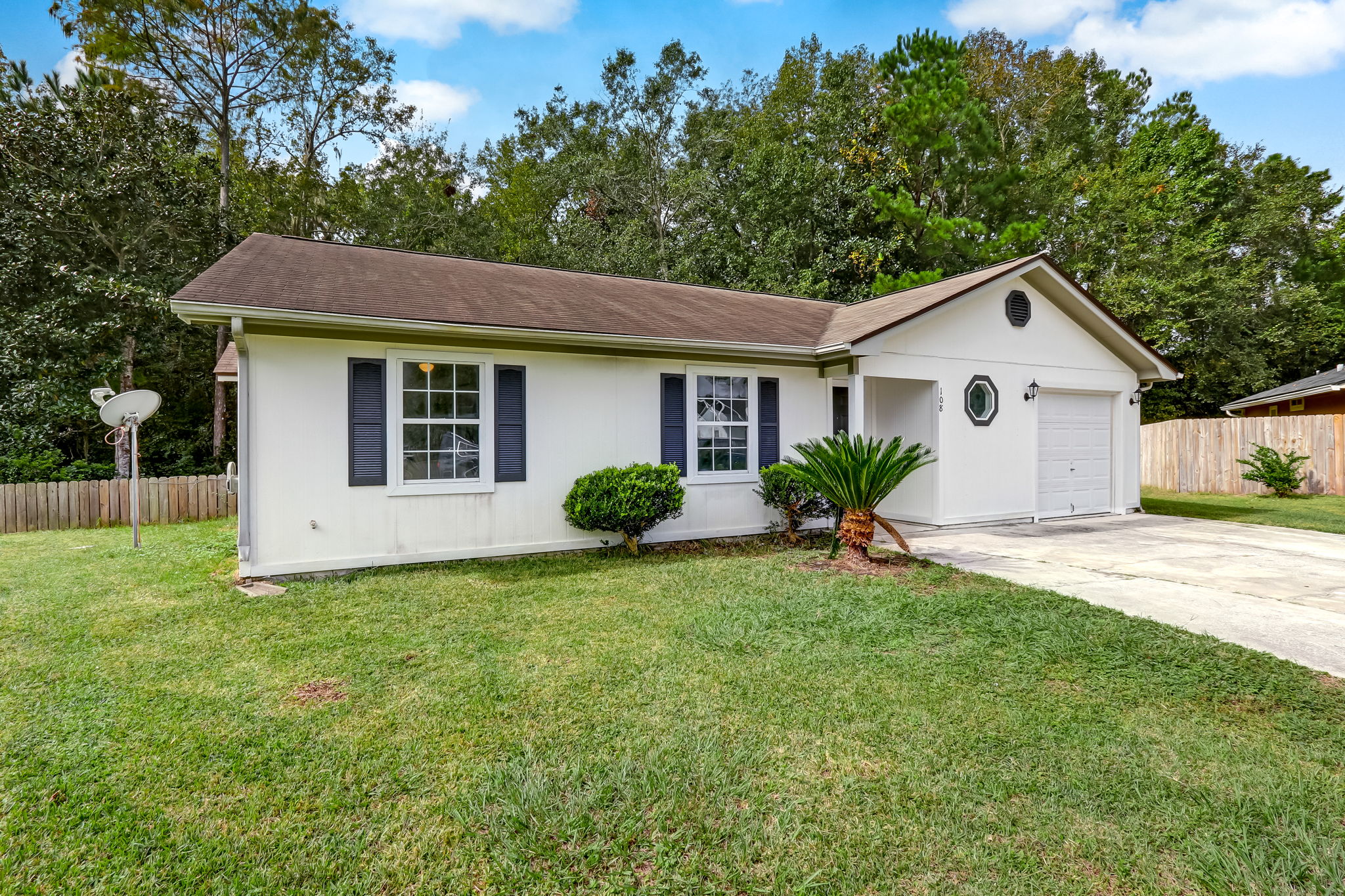 108 Navajo Ct, St. Marys, GA 31558 | ECVT Real Estate Photography