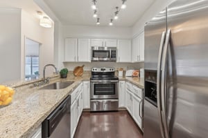 Norris Canyon Place unit a-012.jpg