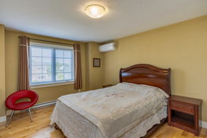  Photo 35
