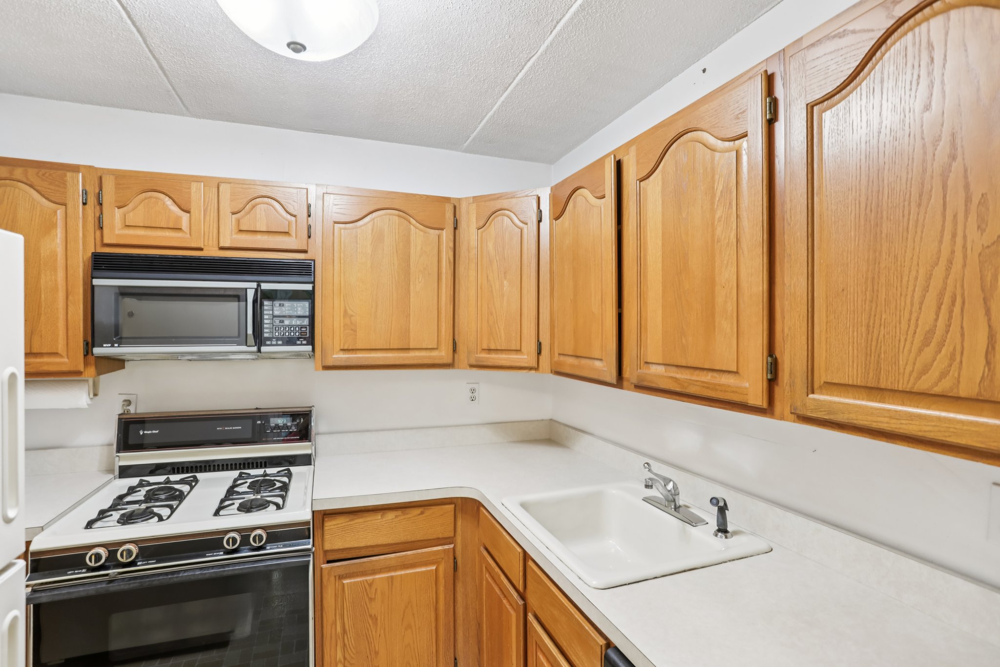 108 Sagamore Rd-S1911-014.jpg