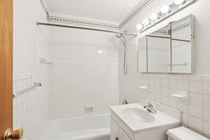 108 Sagamore Rd-S1911-023.jpg