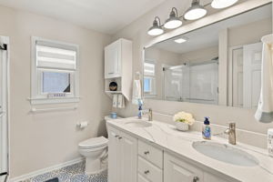  Photo 43