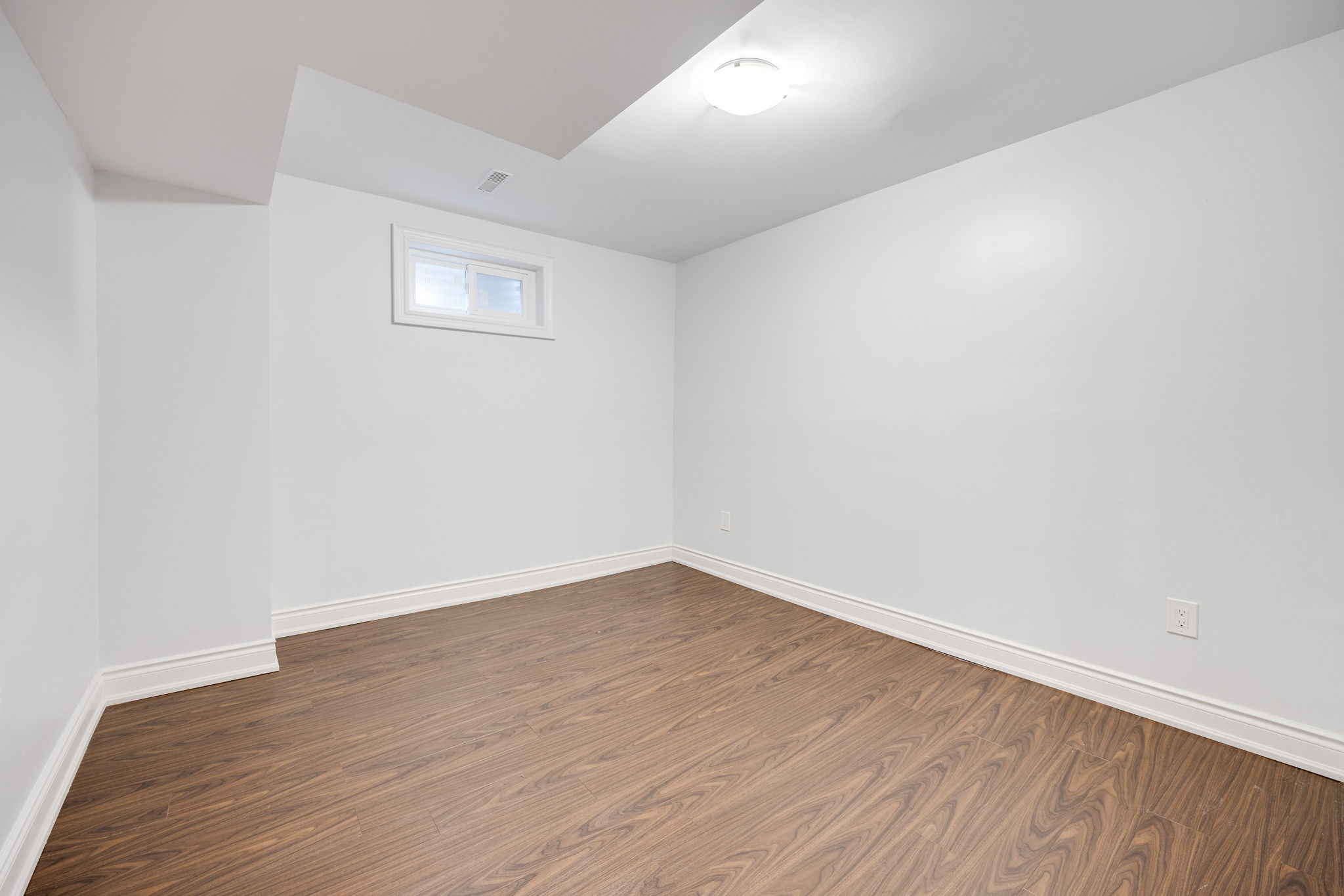 Markham property showcase — delivered property photograph 37