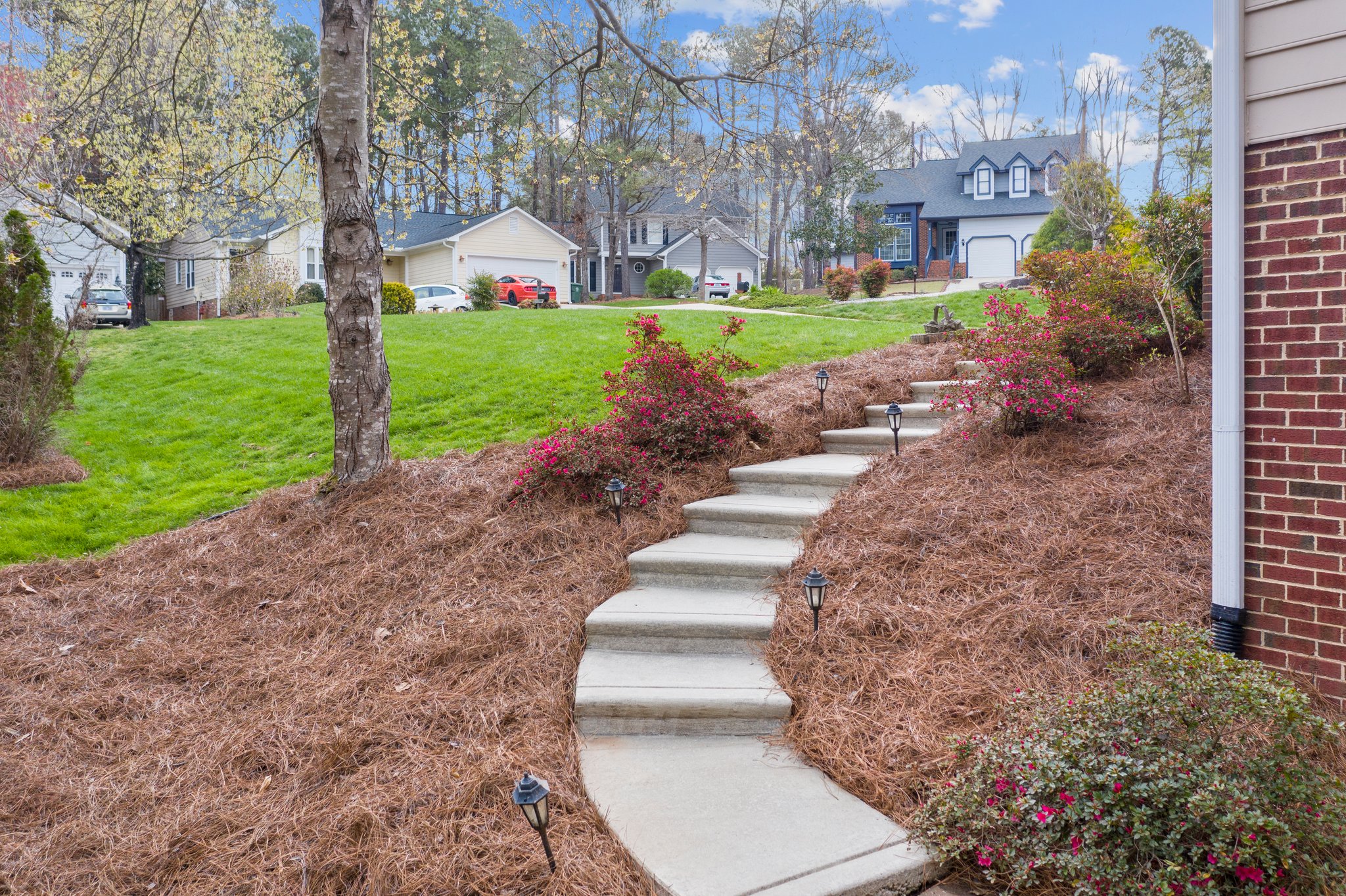 108 Swallow Hill Ct, Cary, NC 27513, USA Photo 32