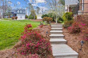108 Swallow Hill Ct, Cary, NC 27513, USA Photo 32